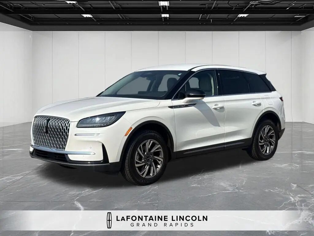 2024 Lincoln Corsair Premiere — photo 1 of 1