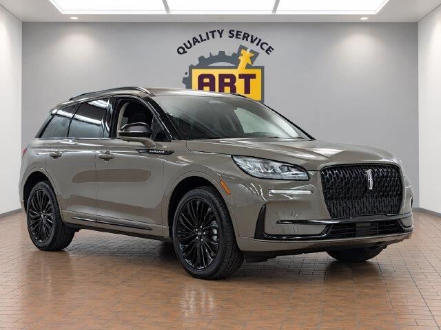 2025 Lincoln Corsair Premiere