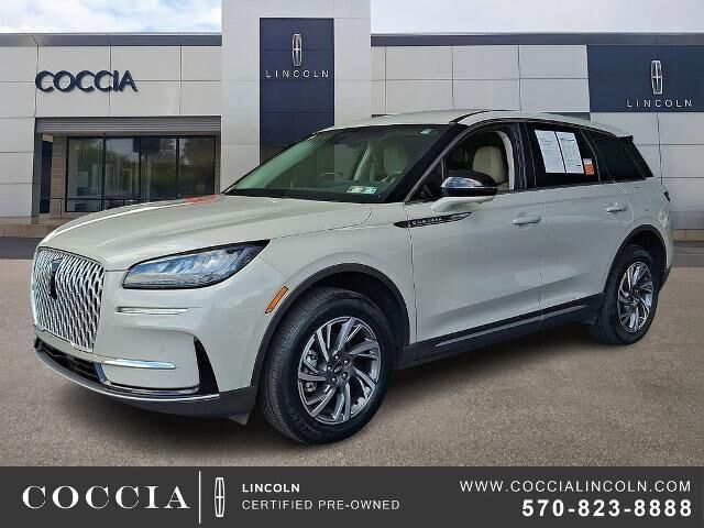 2023 Lincoln Corsair Standard