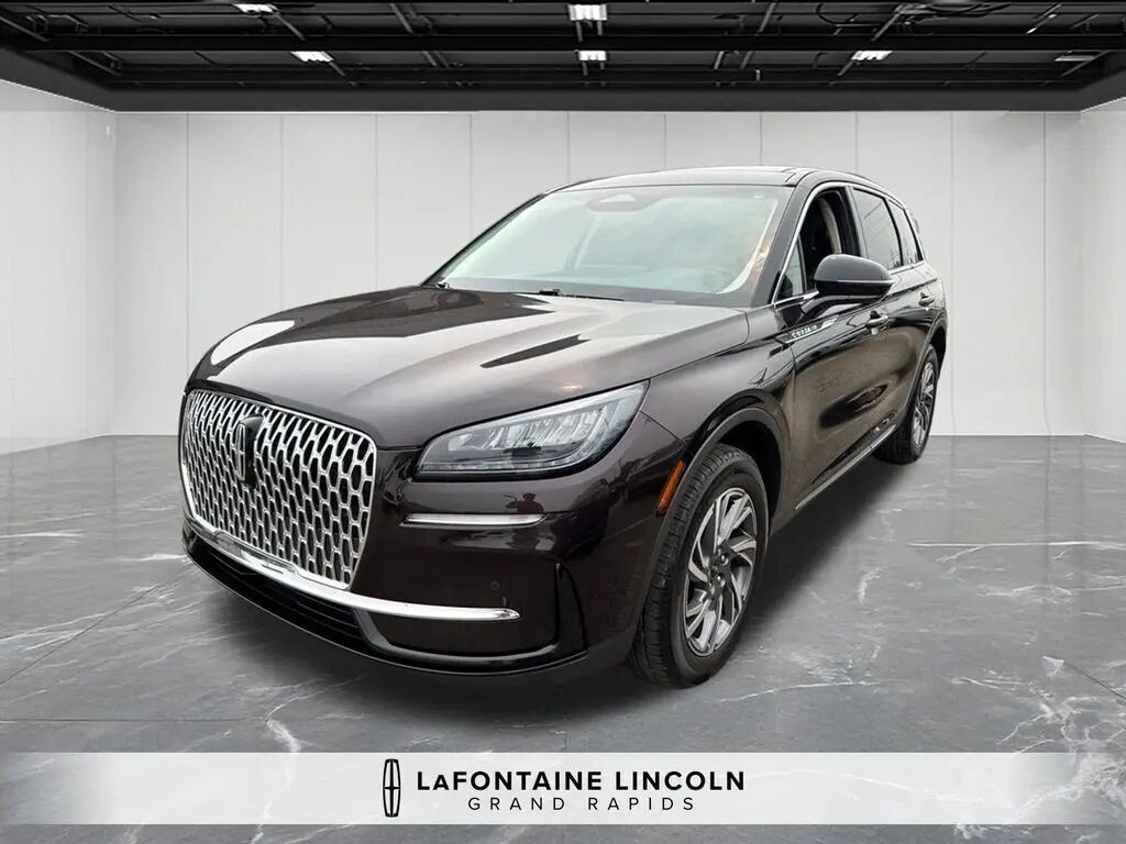 2023 Lincoln Corsair Standard