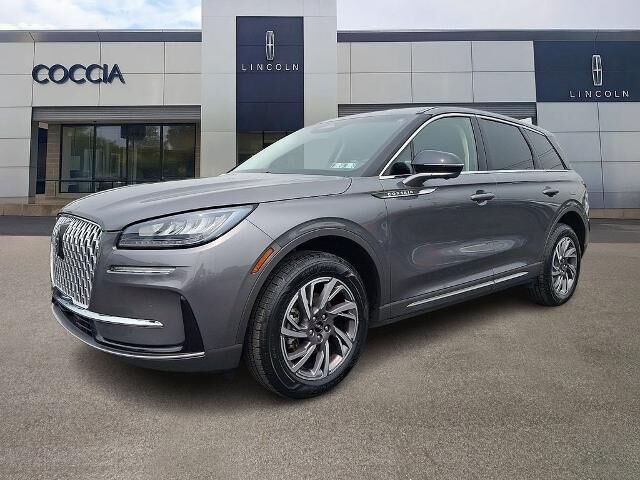 2023 Lincoln Corsair Standard