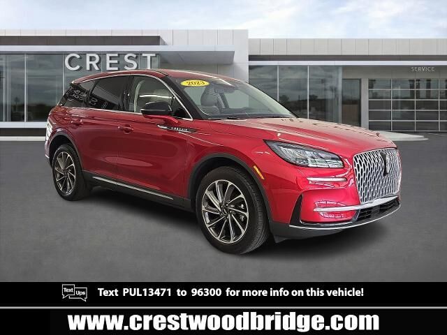 2023 Lincoln Corsair Standard