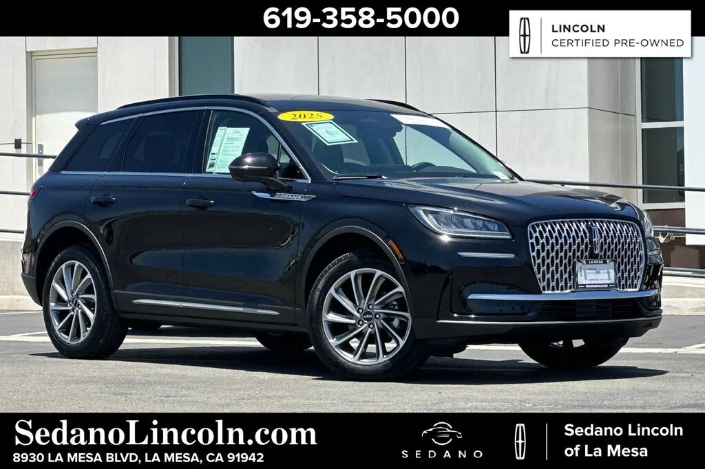 2025 Lincoln Corsair Premiere — photo 1 of 13