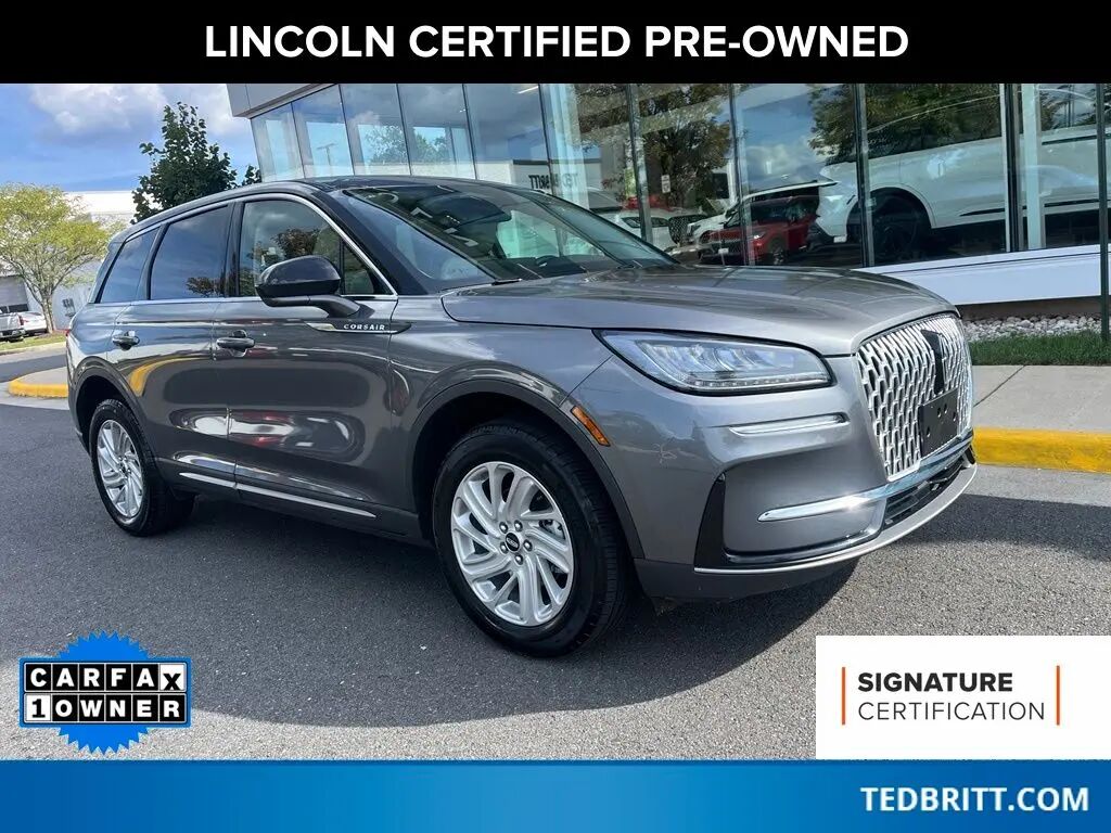 2025 Lincoln Corsair Premiere — photo 1 of 13