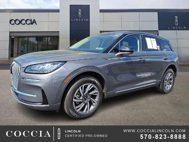 2023 Lincoln Corsair Standard