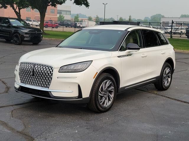 2023 Lincoln Corsair Standard