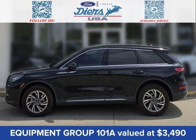 2025 Lincoln Corsair Premiere — photo 1 of 13