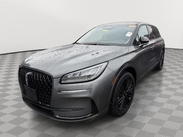 2025 Lincoln Corsair Premiere — photo 1 of 1