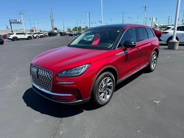 2023 Lincoln Corsair Standard
