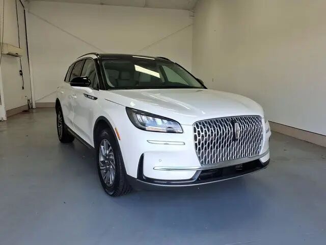 2025 Lincoln Corsair Premiere — photo 1 of 2