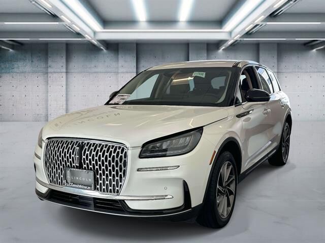2023 Lincoln Corsair Standard — photo 1 of 1