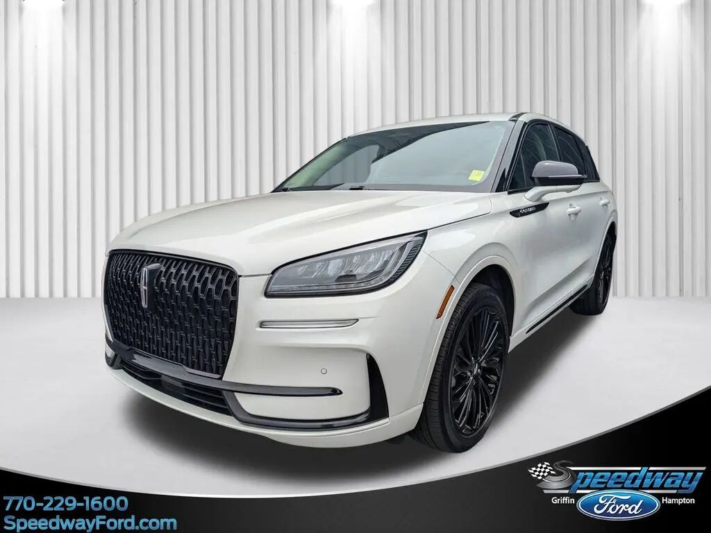 2025 Lincoln Corsair Premiere — photo 1 of 13
