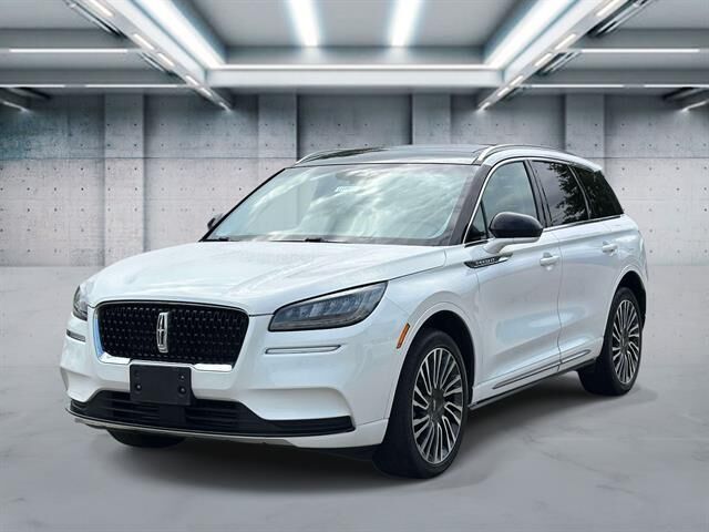 2022 Lincoln Corsair Standard — photo 1 of 13