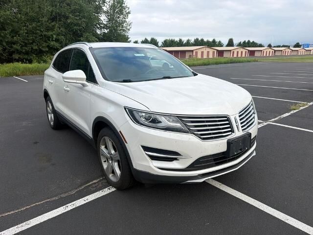 2015 Lincoln MKC Base