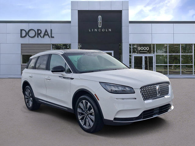 2022 Lincoln Corsair Reserve — photo 1 of 14