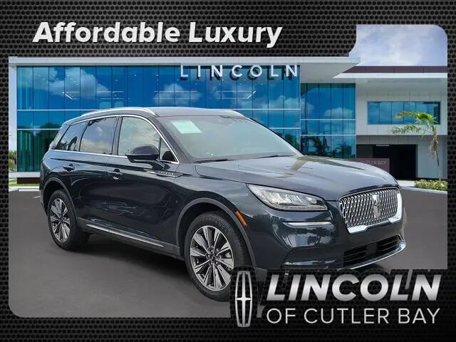 2022 Lincoln Corsair Reserve — photo 1 of 13
