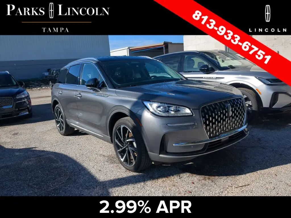 2023 Lincoln Corsair Reserve — photo 1 of 13