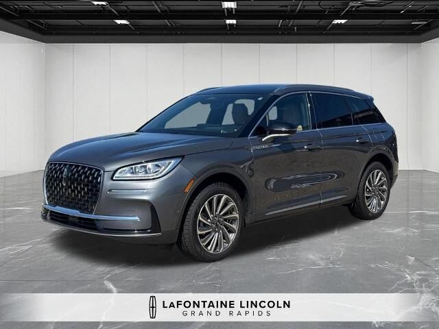 2023 Lincoln Corsair Reserve — photo 1 of 13