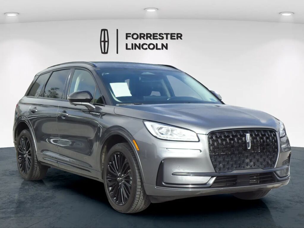 2023 Lincoln Corsair Reserve — photo 1 of 13