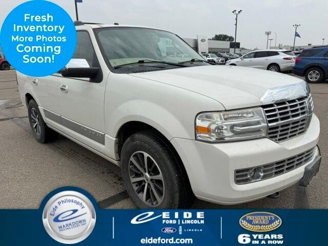 2008 Lincoln Navigator Base