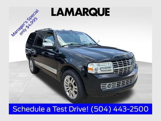 2010 Lincoln Navigator Base — photo 1 of 3