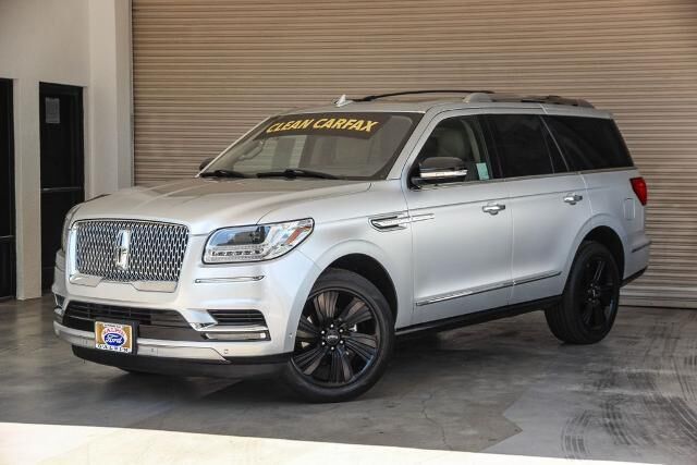 2019 Lincoln Navigator Select — photo 1 of 13