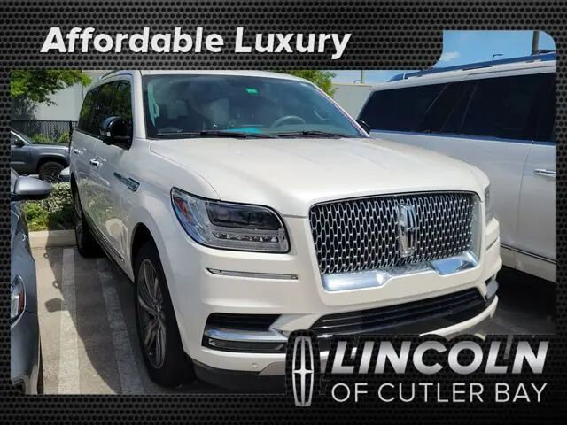 2018 Lincoln Navigator Select — photo 1 of 5