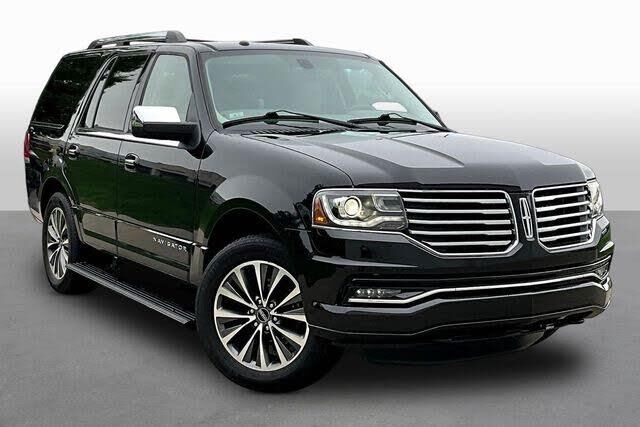 2015 Lincoln Navigator Base