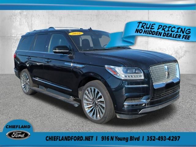 2021 Lincoln Navigator Reserve — photo 1 of 13