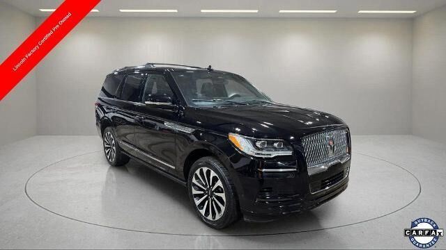 2023 Lincoln Navigator Reserve — photo 1 of 12