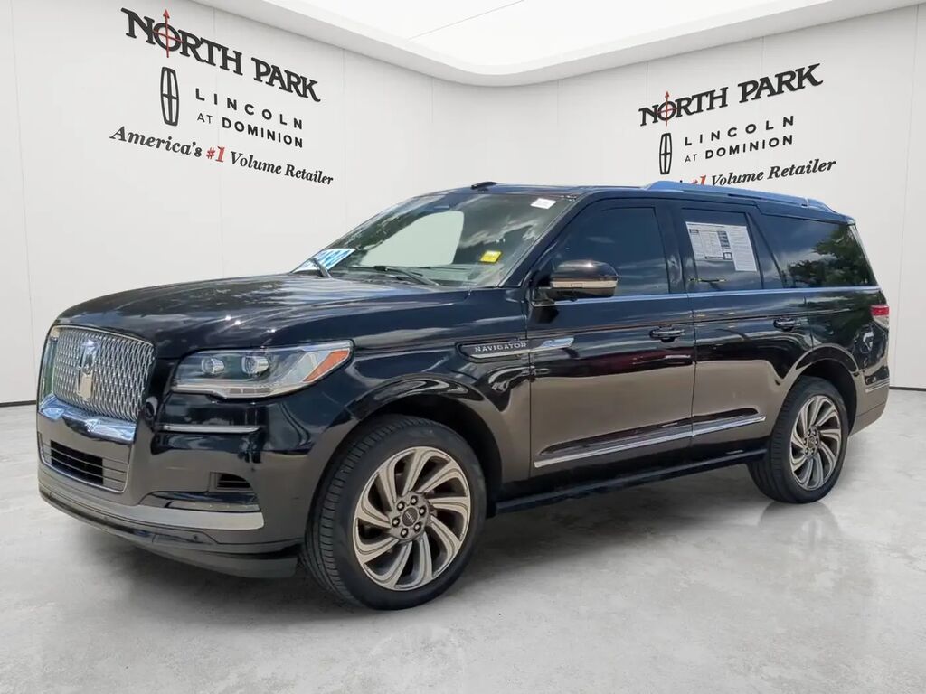 2023 Lincoln Navigator Reserve — photo 1 of 13