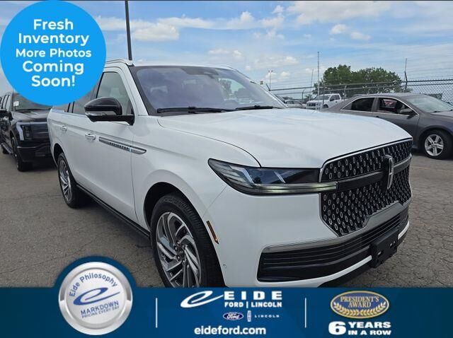 2025 Lincoln Navigator Reserve