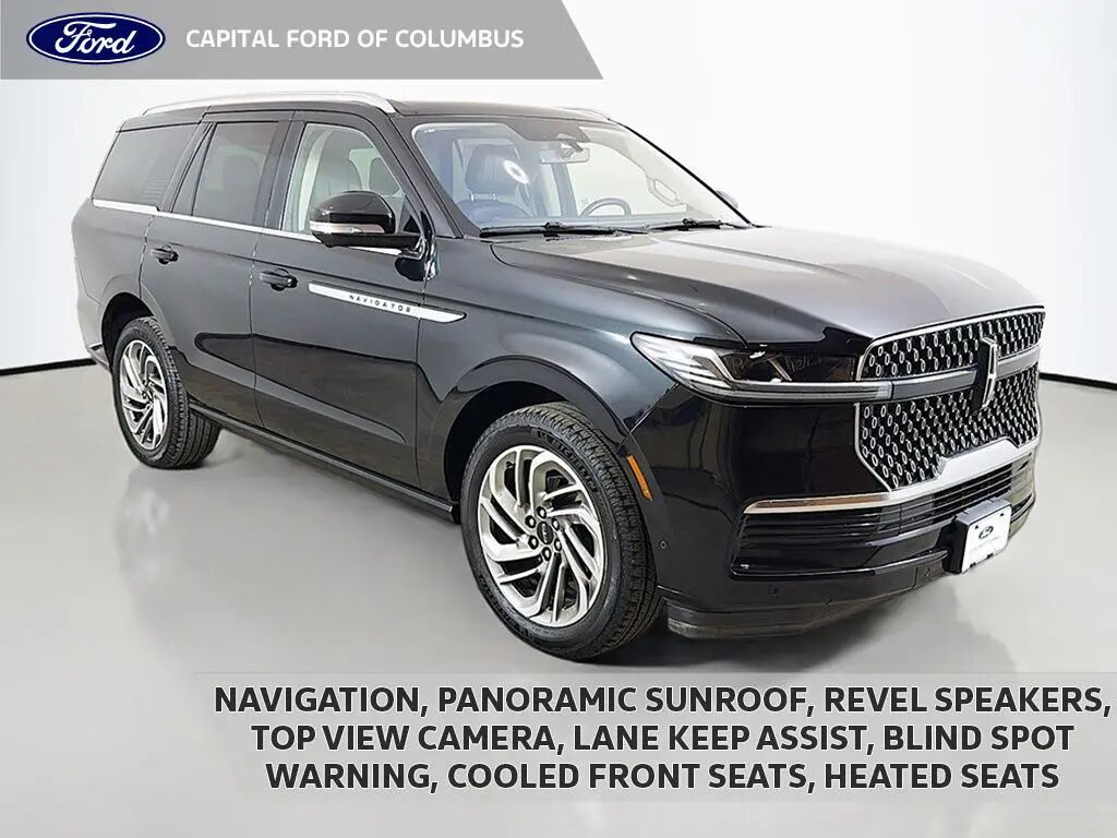 2025 Lincoln Navigator Reserve — photo 1 of 11