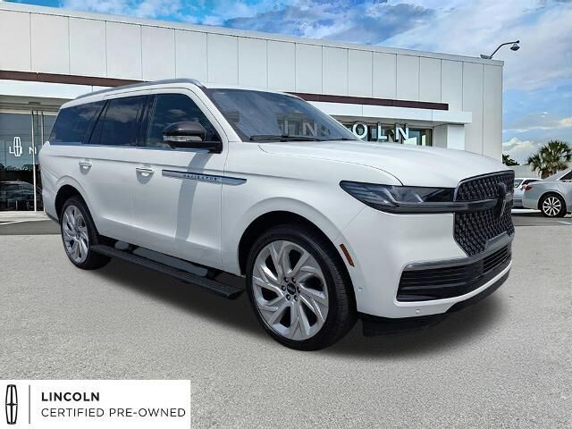 2025 Lincoln Navigator Reserve