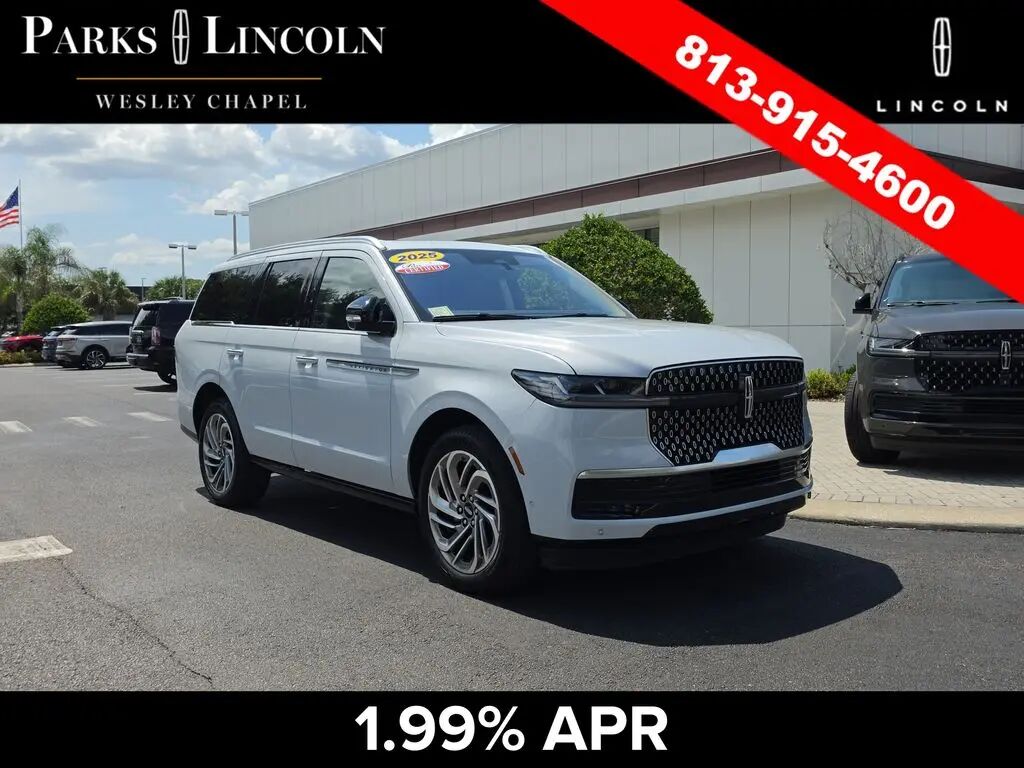 2025 Lincoln Navigator Reserve — photo 1 of 13