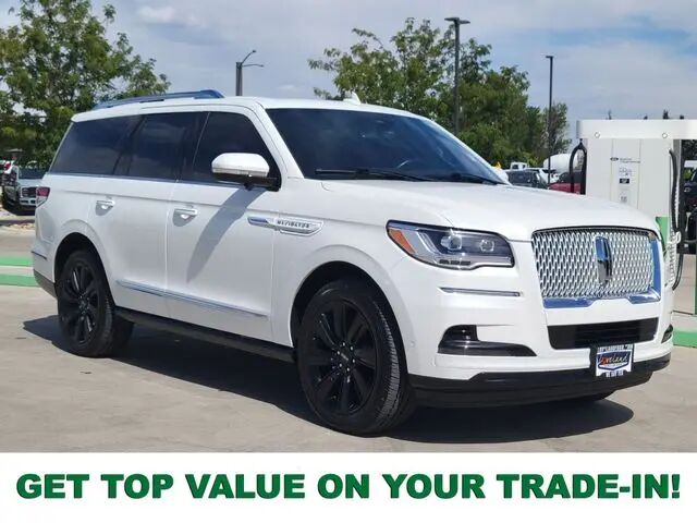 2023 Lincoln Navigator Reserve — photo 1 of 13