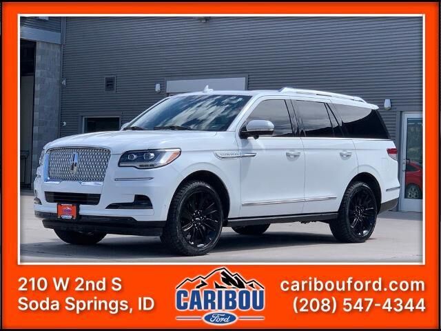 2023 Lincoln Navigator Reserve — photo 1 of 13