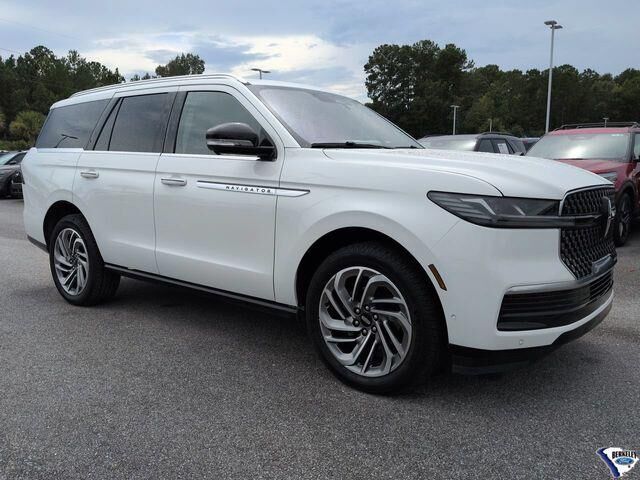 2025 Lincoln Navigator Reserve