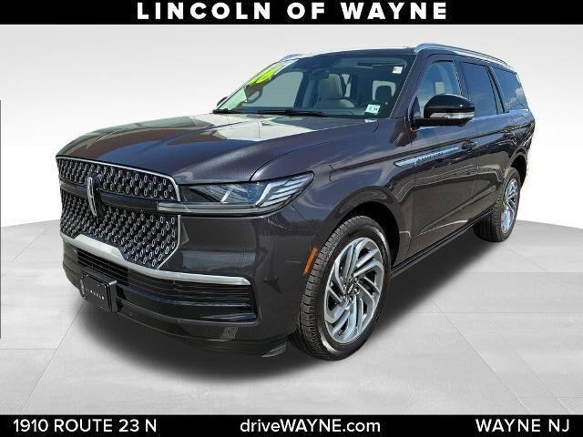 2026 Lincoln Navigator Reserve — photo 1 of 13