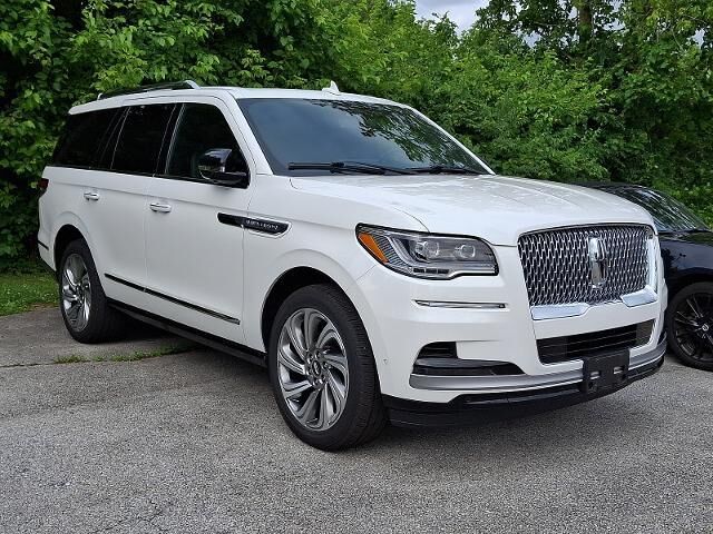 2023 Lincoln Navigator Reserve