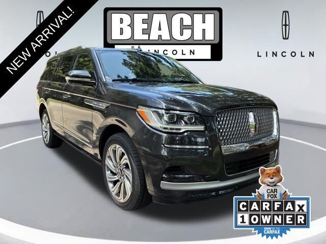 2023 Lincoln Navigator Reserve — photo 1 of 13