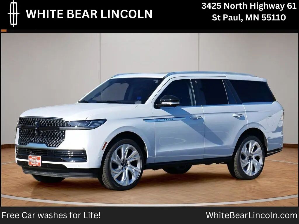 2025 Lincoln Navigator Reserve — photo 1 of 13