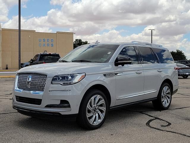 2024 Lincoln Navigator Reserve