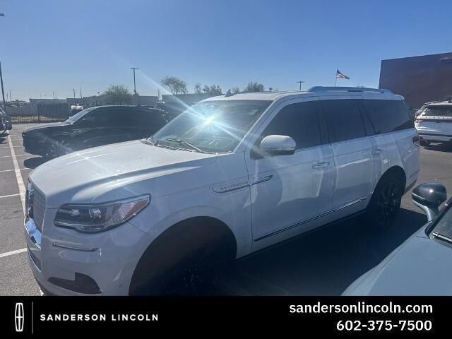 2023 Lincoln Navigator Reserve