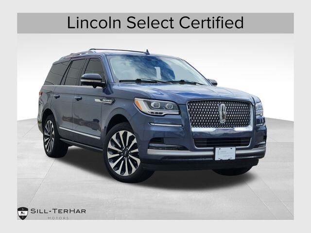 2023 Lincoln Navigator Reserve — photo 1 of 13