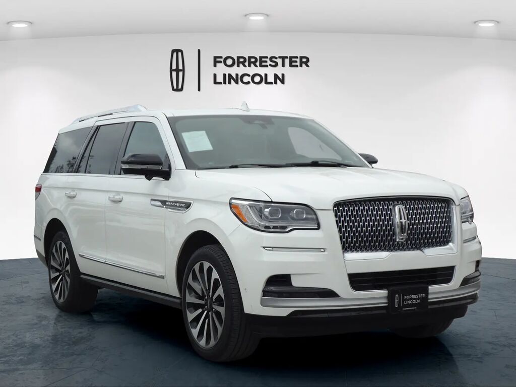 2023 Lincoln Navigator Reserve — photo 1 of 13