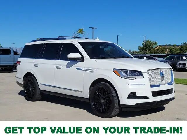 2023 Lincoln Navigator Reserve — photo 1 of 13