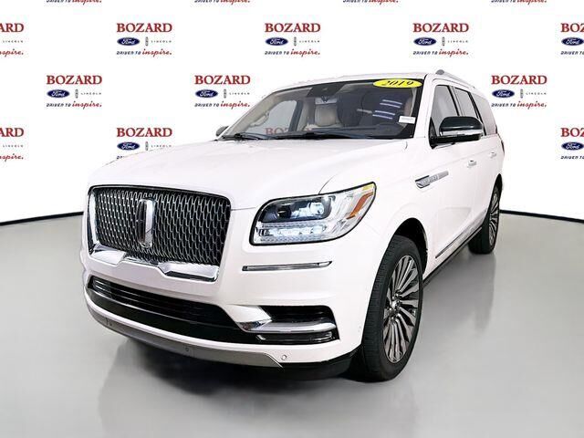 2019 Lincoln Navigator Reserve — photo 1 of 2