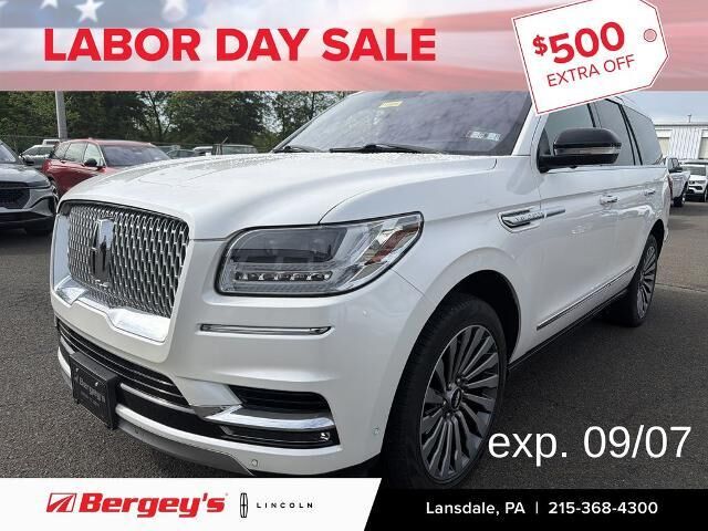 2019 Lincoln Navigator Reserve — photo 1 of 1