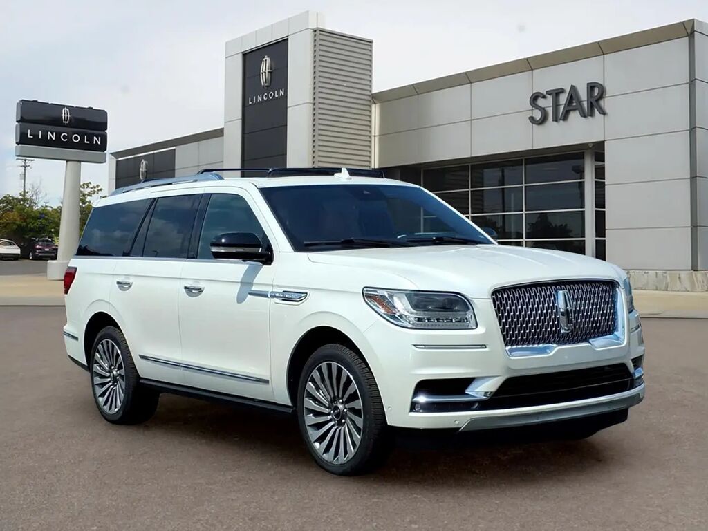 2019 Lincoln Navigator Reserve — photo 1 of 1